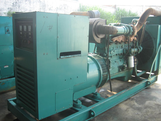 贵德租赁发电机- 发电机碳刷磨损的原因是什么