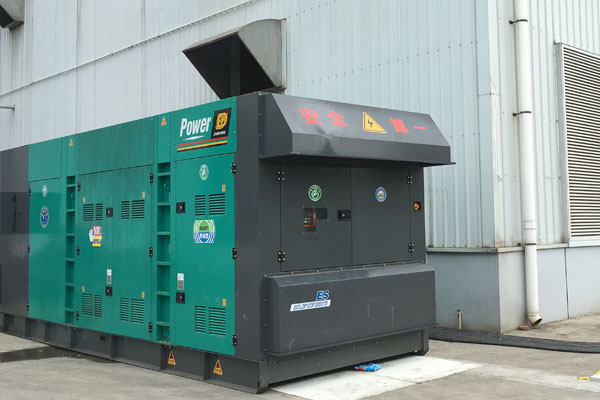 贵德燃油滤清器的更换流程是怎样的？