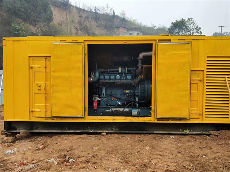 贵德发电机租赁冷却液的沸点降低到多少时需要更换