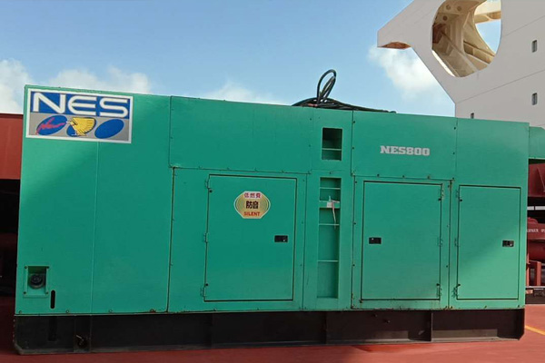 贵德如何检测发电机组中性点接地是否良好？