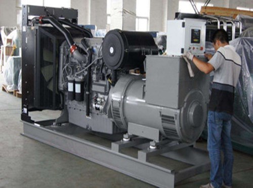 贵德柴油发电机组和储能设备配合使用的案例