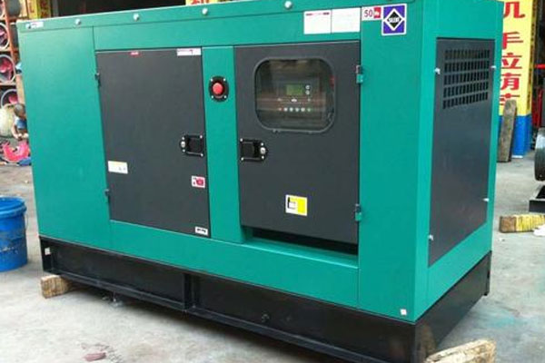 贵德如何检查机油的使用时间？