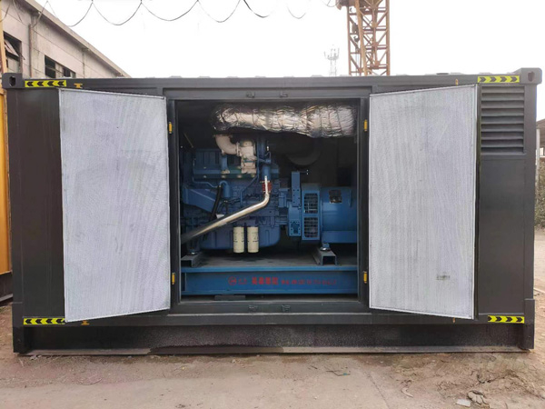 贵德柴油发电机组的电瓶应该如何选择？