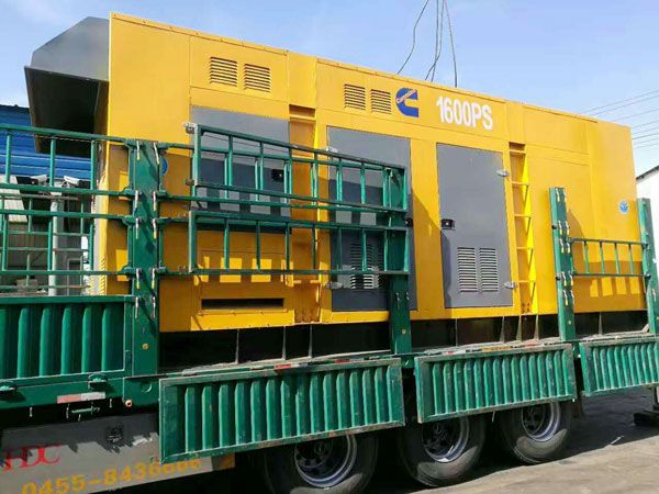 贵德测量水冷式机油散热器密封件尺寸时的注意事项有哪些？